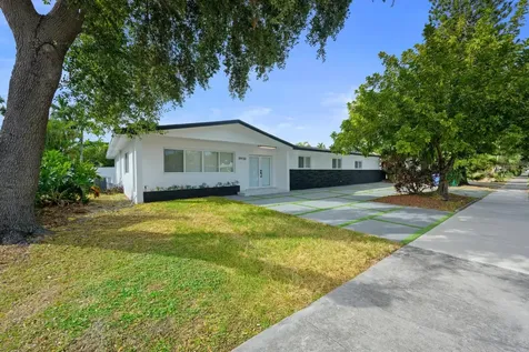 19930 NE 20th Court Miami FL 33179