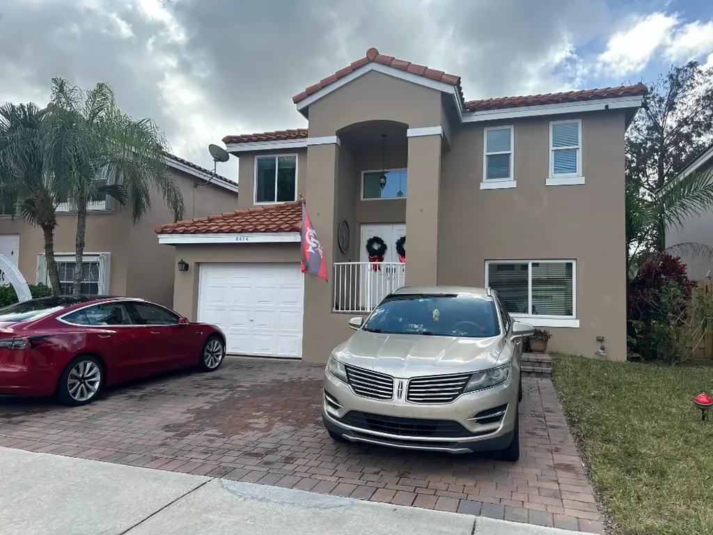 8474 SW 42nd Court Davie FL 33328