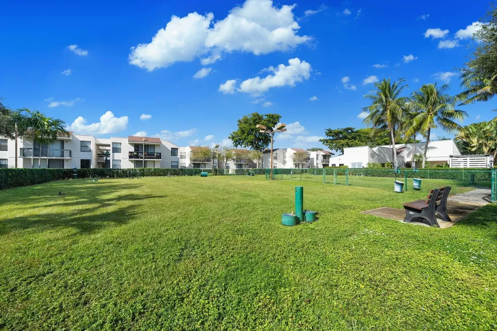 371 87th Terrace Plantation FL 33324