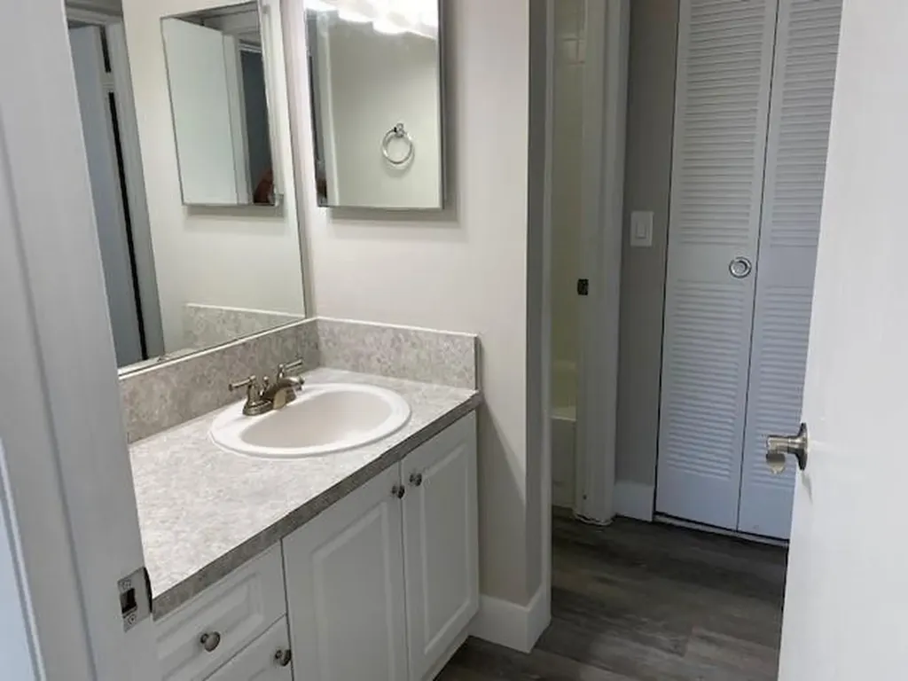 371 87th Terrace Plantation FL 33324