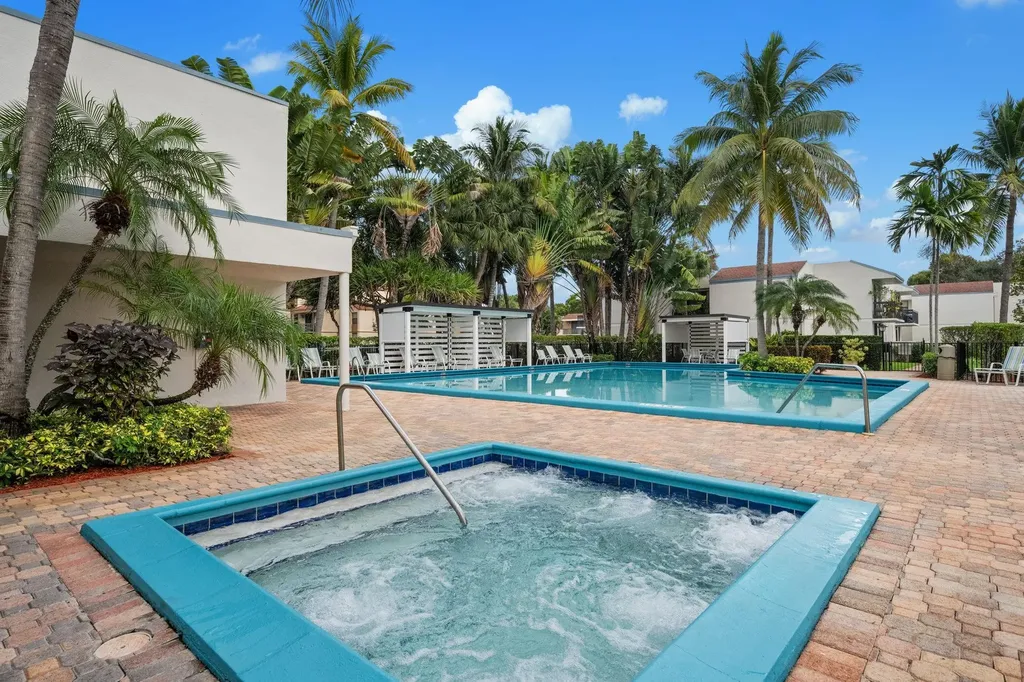371 87th Terrace Plantation FL 33324