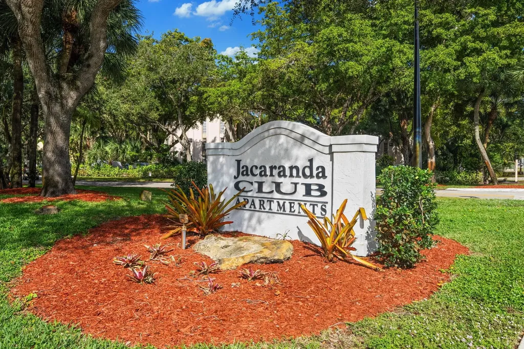 371 87th Terrace Plantation FL 33324