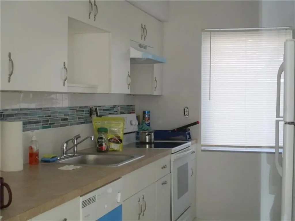 2361 NE 10th Street Pompano Beach FL 33062