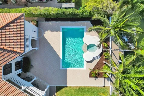 642 Palm Drive Hallandale Beach FL 33009