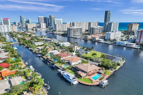 642 Palm Drive Hallandale Beach FL 33009