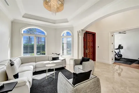642 Palm Drive Hallandale Beach FL 33009