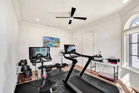 642 Palm Drive Hallandale Beach FL 33009