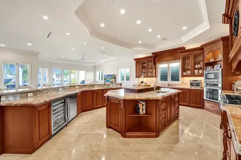 642 Palm Drive Hallandale Beach FL 33009