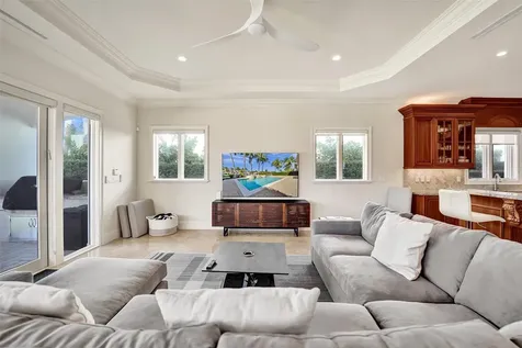 642 Palm Drive Hallandale Beach FL 33009