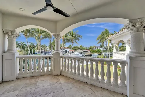 642 Palm Drive Hallandale Beach FL 33009