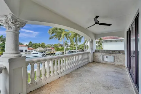 642 Palm Drive Hallandale Beach FL 33009