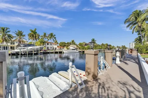 642 Palm Drive Hallandale Beach FL 33009