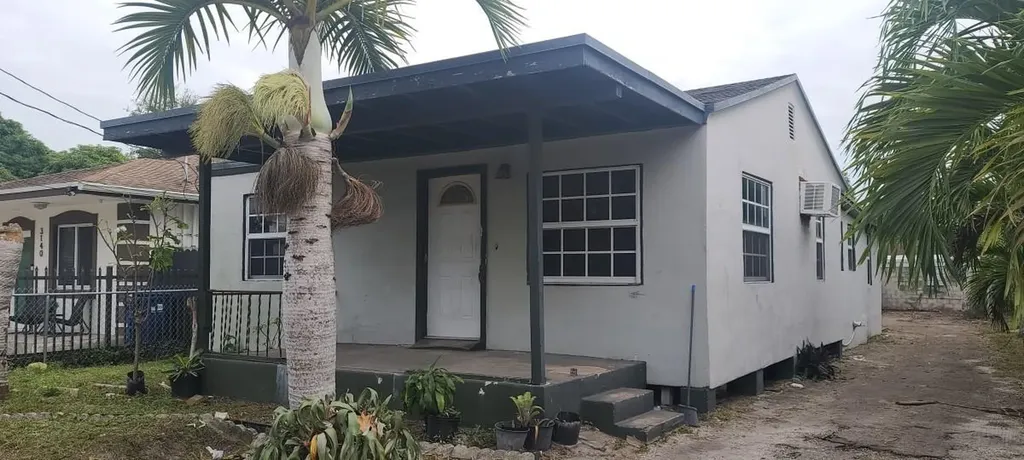 3142 NW 60th Street Miami FL 33142