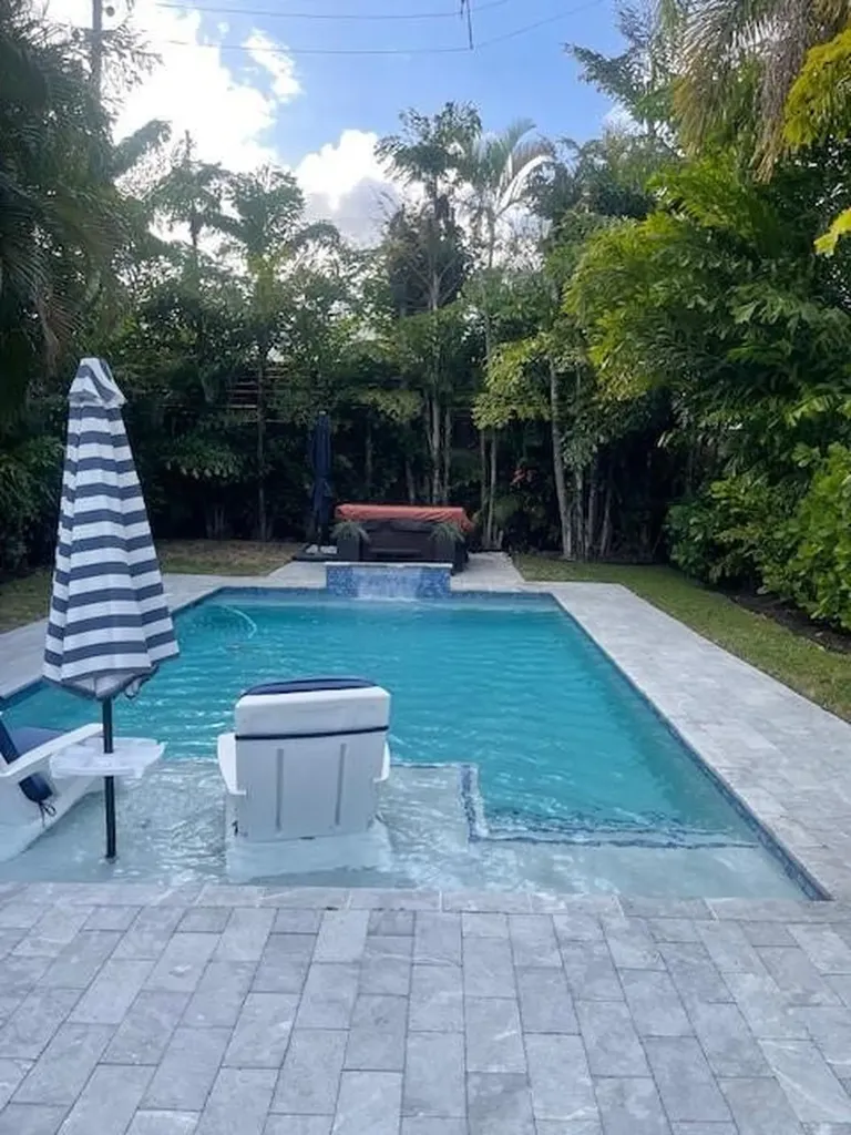 4905 NE 22nd Avenue Lighthouse Point FL 33064