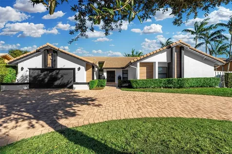 427 NW 112th Avenue Coral Springs FL 33071