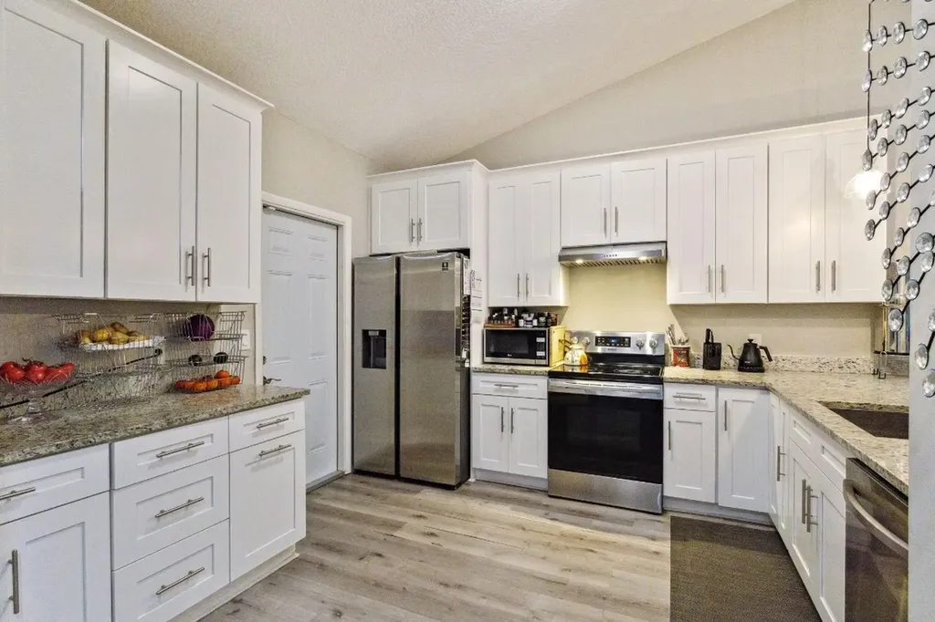 8207 NW 70th Street Tamarac FL 33321