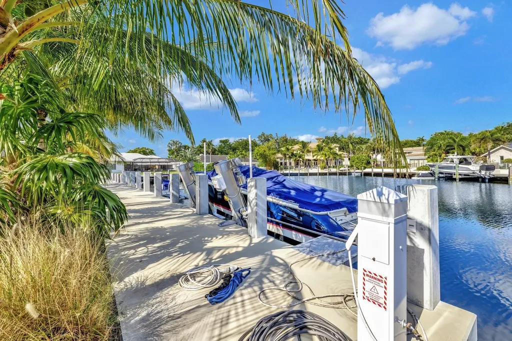 41 S Compass Drive Fort Lauderdale FL 33308