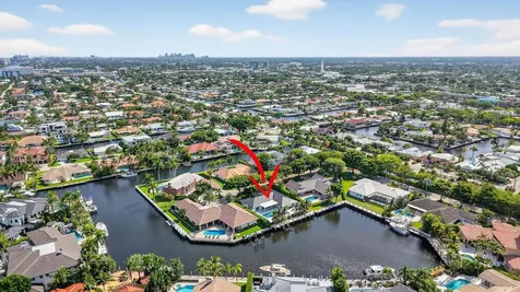 41 S Compass Drive Fort Lauderdale FL 33308