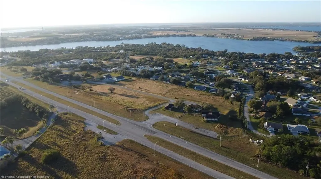 1346 Us 27 Lake Placid FL 33852