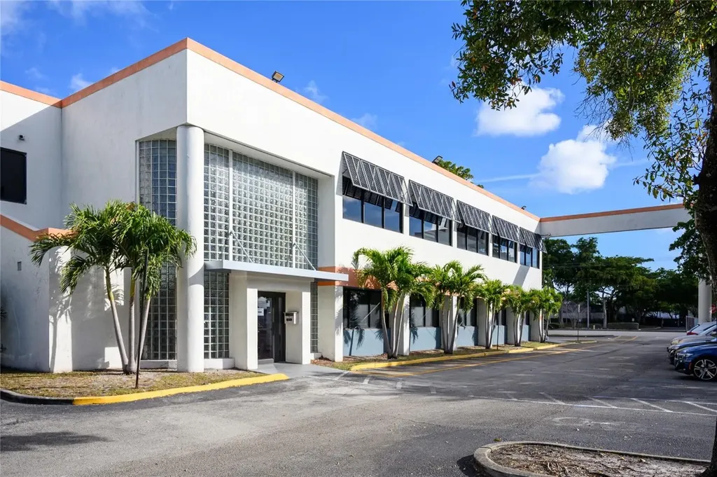 1773 N State Road 7 Lauderhill FL 33313