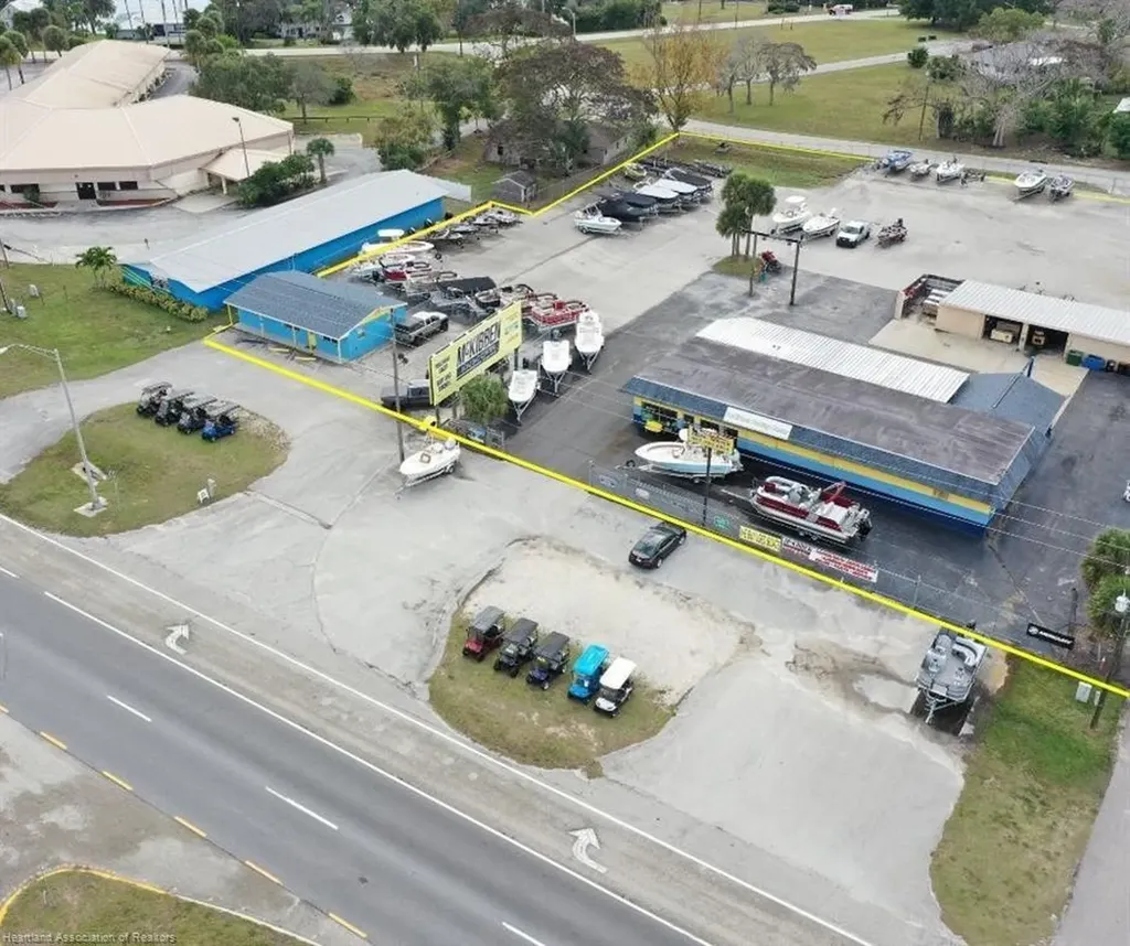1130 Us 27 Lake Placid FL 33852