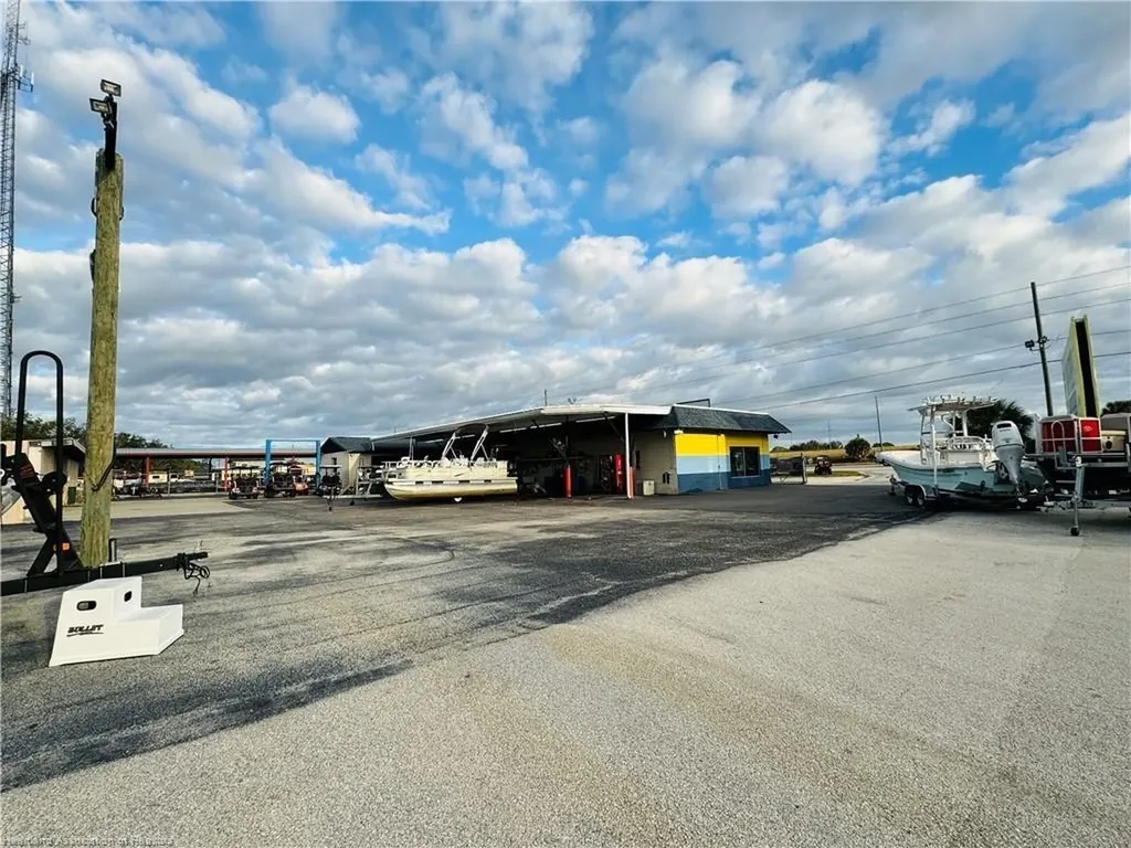 1130 Us 27 Lake Placid FL 33852
