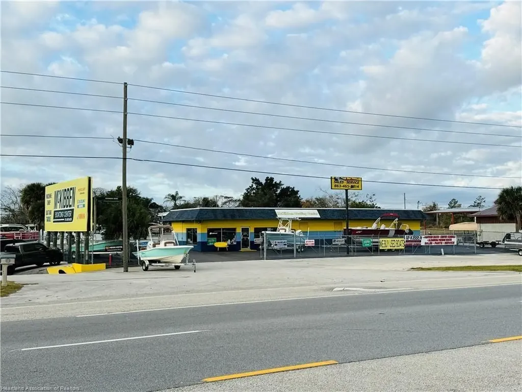 1130 Us 27 Lake Placid FL 33852