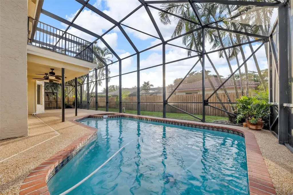 5048 NW 58th Terrace Coral Springs FL 33067
