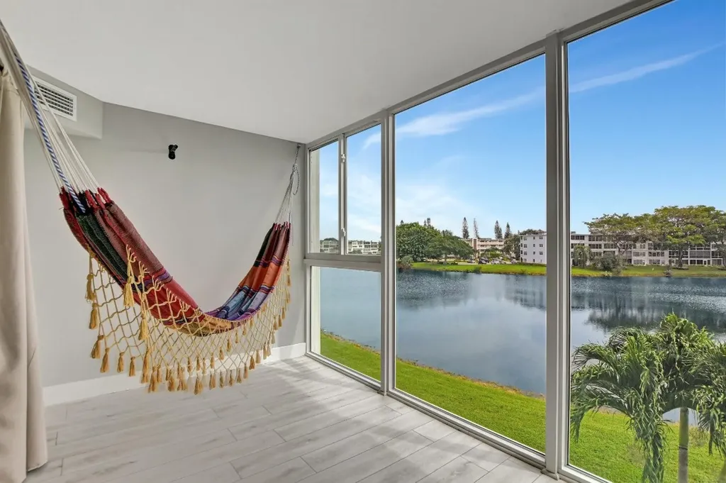 3107 Cambridge Deerfield Beach FL 33442