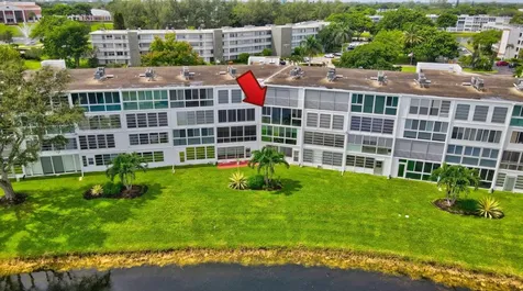 3107 Cambridge Deerfield Beach FL 33442