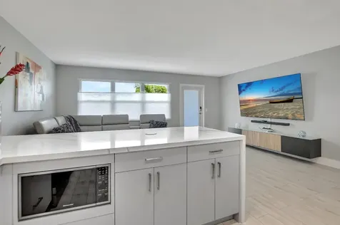 3107 Cambridge Deerfield Beach FL 33442