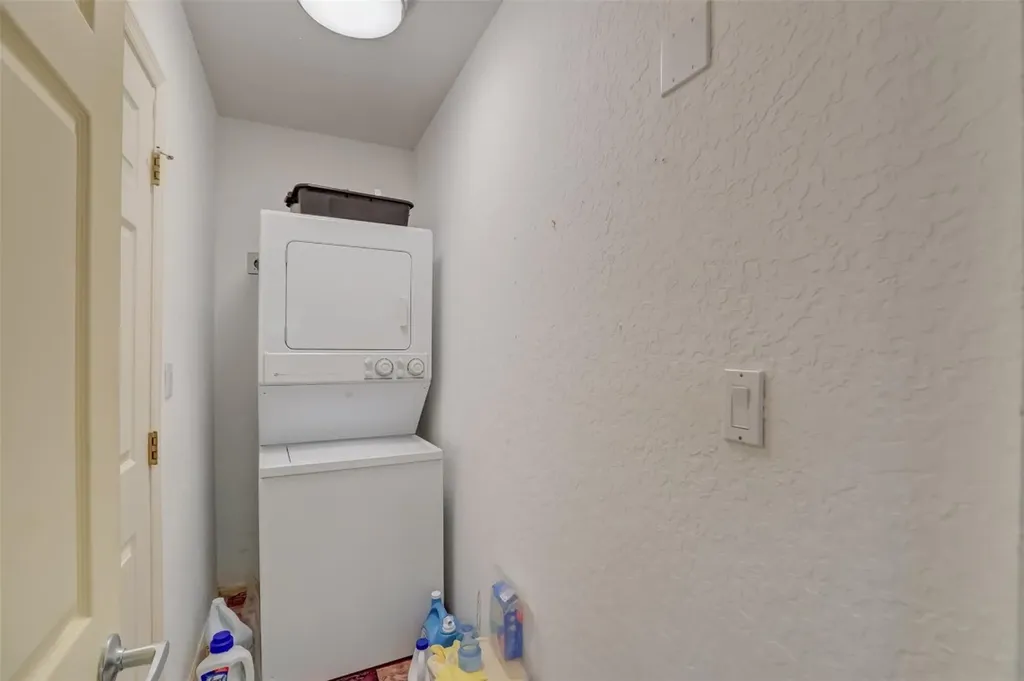 305 S Riverside Drive Pompano Beach FL 33062
