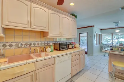 305 S Riverside Drive Pompano Beach FL 33062