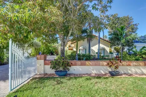305 S Riverside Drive Pompano Beach FL 33062