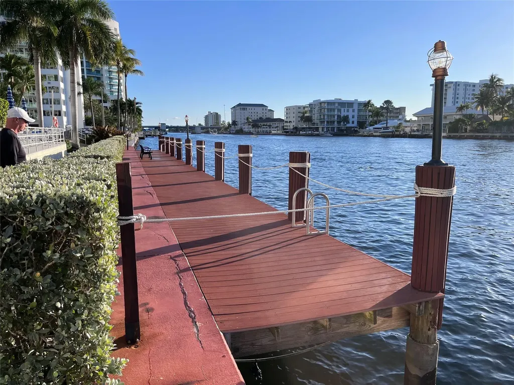 3200 NE 36th Street Fort Lauderdale FL 33308