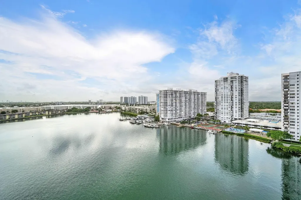 2801 NE 183rd Street Aventura FL 33160