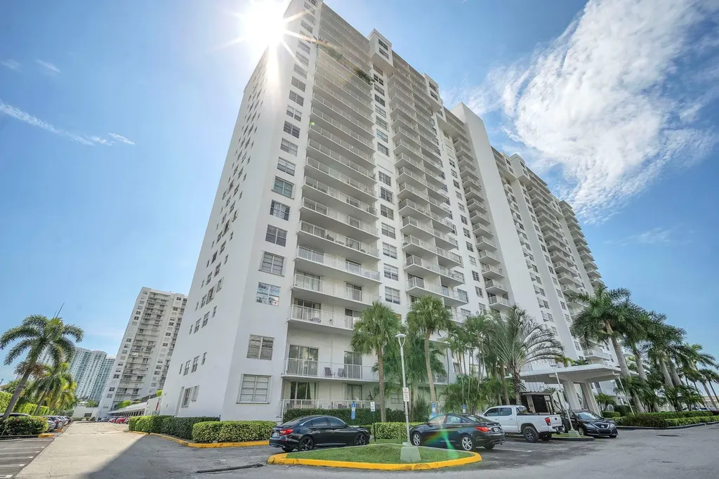 2801 NE 183rd Street Aventura FL 33160