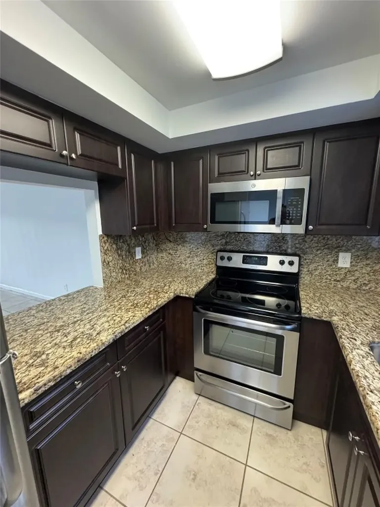 3323 NW 101st Avenue Coral Springs FL 33065