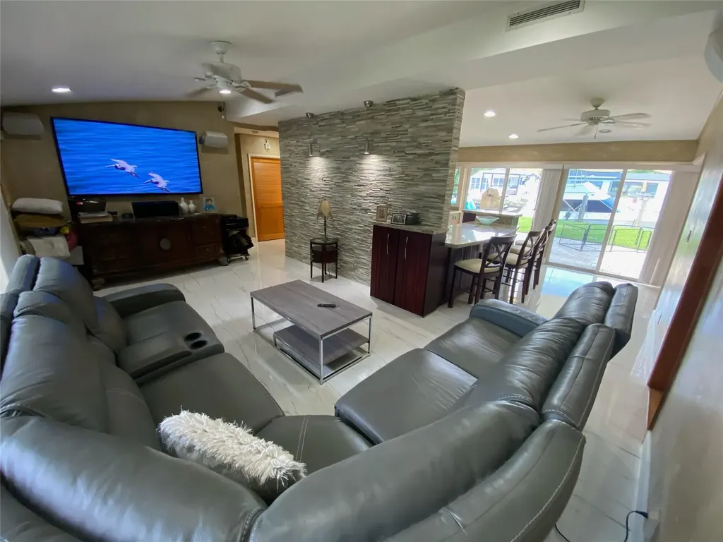 2503 Andros Lane Fort Lauderdale FL 33312