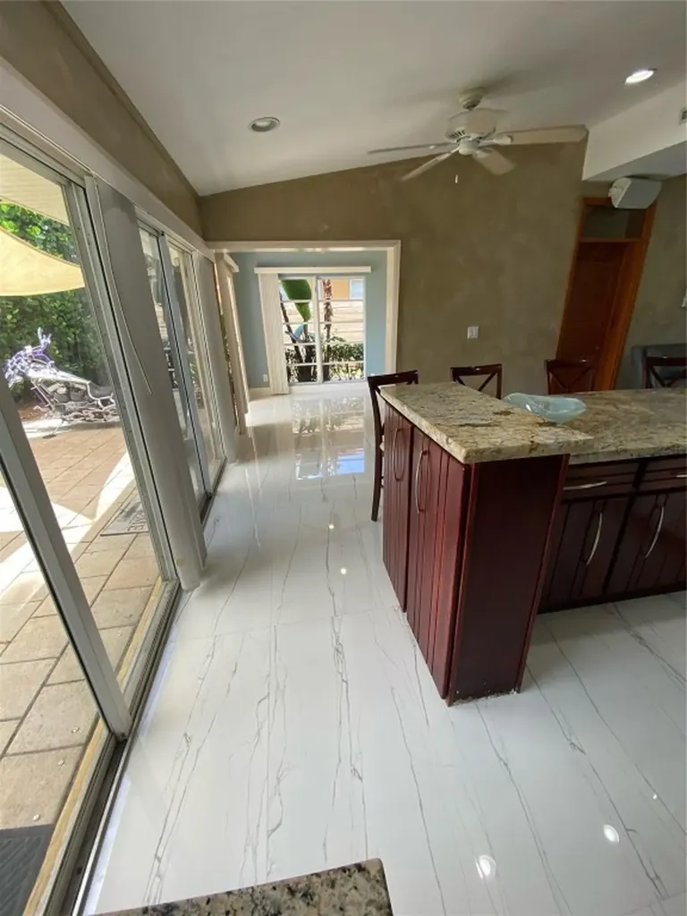 2503 Andros Lane Fort Lauderdale FL 33312