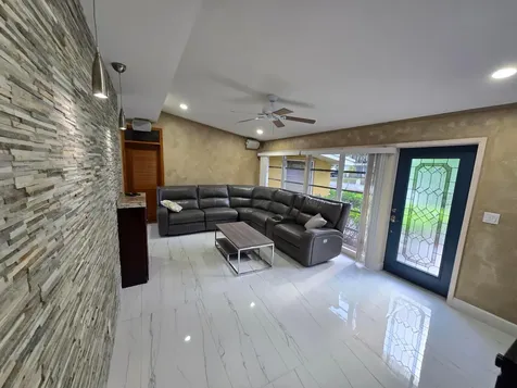 2503 Andros Lane Fort Lauderdale FL 33312