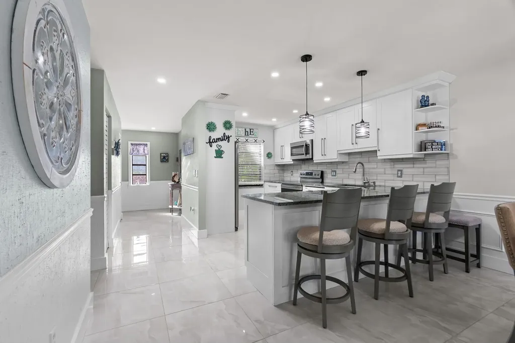 21215 Lago Circle Boca Raton FL 33433