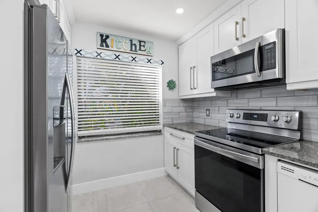 21215 Lago Circle Boca Raton FL 33433
