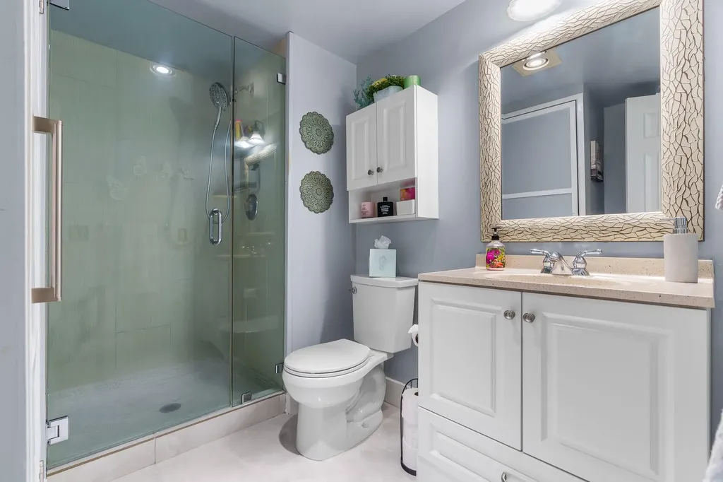 21215 Lago Circle Boca Raton FL 33433