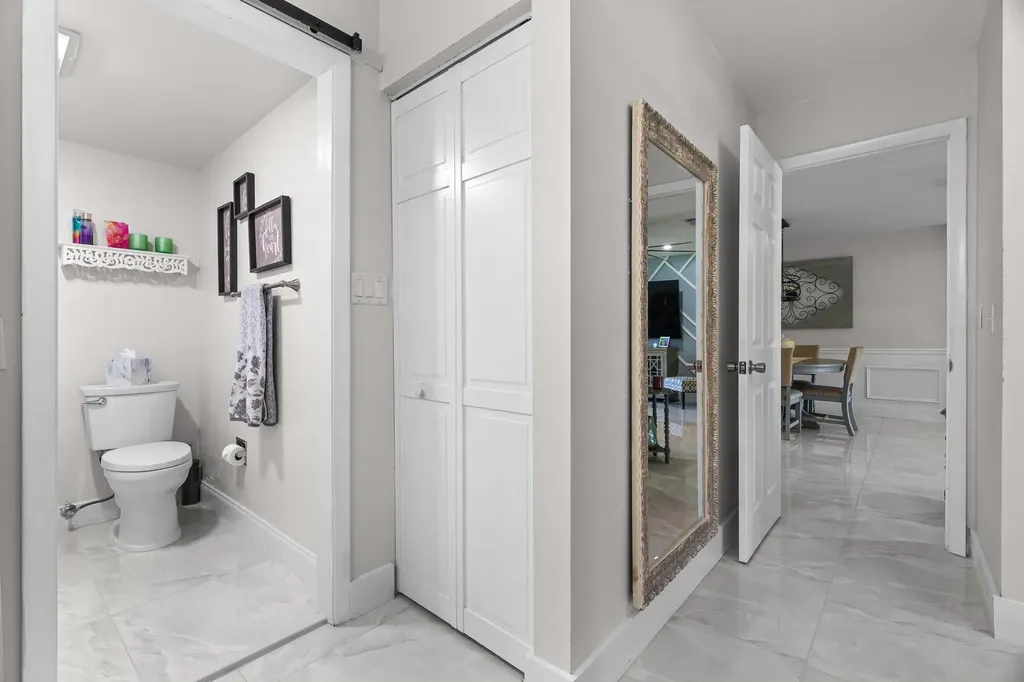 21215 Lago Circle Boca Raton FL 33433