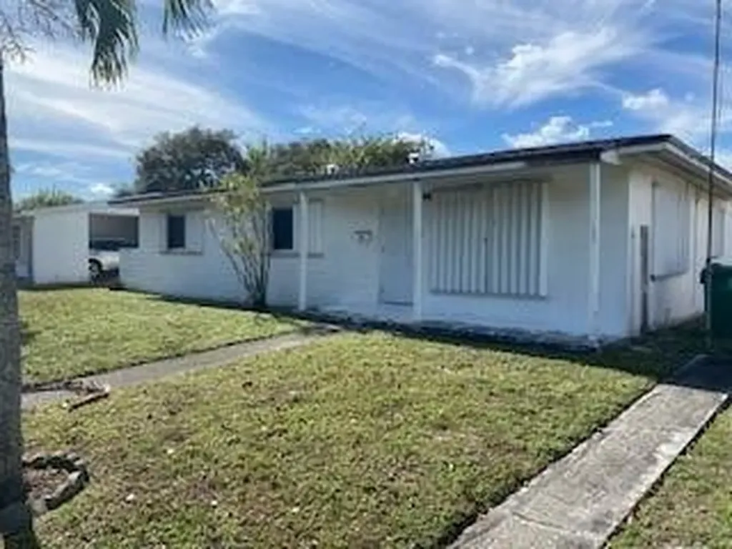 17140 NW 12th Avenue Miami FL 33169