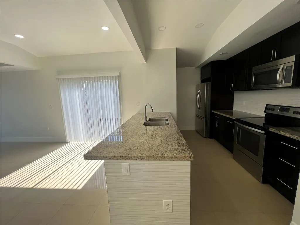 5212 NW 186th Terrace Miami Gardens FL 33055