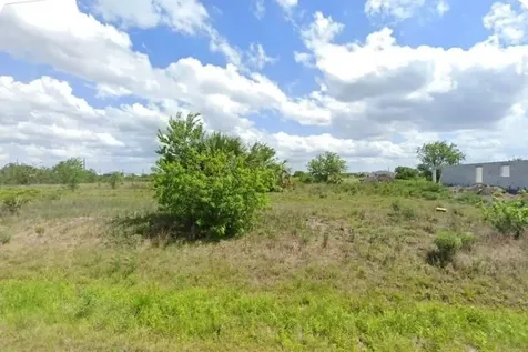 217 Nautilus Avenue Labelle FL 33935