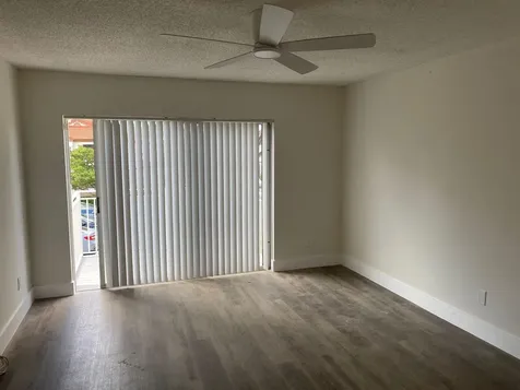 11266 SW 12th Street Pembroke Pines FL 33025