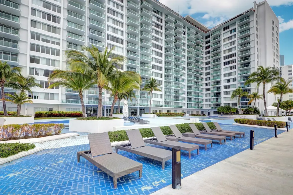 1000 West Avenue Miami Beach FL 33139